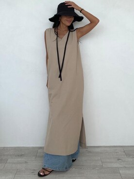 ALEXIA STAMさん（レディース・157cm）の春コーディネート