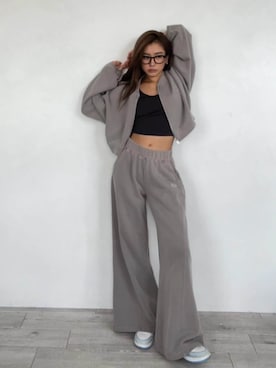 ALEXIA STAMさん（レディース・160cm）の秋コーディネート