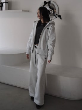 ALEXIA STAMさんのコーディネート