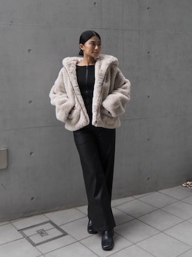 ALEXIA STAMさん（レディース・157cm）の秋コーディネート