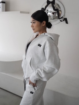 ALEXIA STAMさんのコーディネート