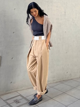 ALEXIA STAMさん（レディース・157cm）の春コーディネート