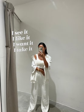 ALEXIA STAMさん（レディース・154cm）の夏コーディネート