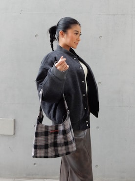 ALEXIA STAMさん（レディース・157cm）の秋コーディネート