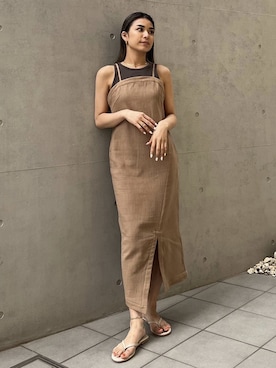 ALEXIA STAMさん（レディース・155cm）の春コーディネート