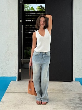 「ALEXIA STAM（アリシアスタン）のV Neck Summer Knit Top/Vネックサマーニット（ニット/セーター、ホワイト系）」を使った、ALEXIA STAMさん（レディース・159cm）の夏コーディネート
