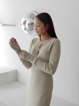 ALEXIA STAMさん（レディース・163cm）の秋コーディネート