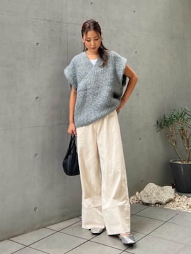 「ベージュパンツ」｜ALEXIA STAMさん（レディース・164cm）の夏コーディネート