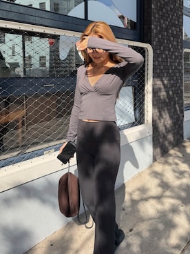 ALEXIA STAMさん（レディース・160cm）の冬コーディネート