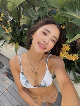 「アイテム（水着/着物・浴衣）」を使った、ALEXIA STAMさん（レディース・158cm）の秋コーディネート