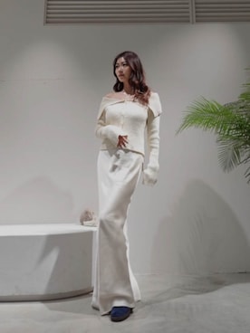 「秋服」｜「アイテム（ニット/セーター）」を使った、ALEXIA STAMさん（レディース・164cm）の夏コーディネート