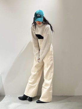 「秋服」｜「アイテム（ニット/セーター）」を使った、ALEXIA STAMさん（レディース・157cm）の夏コーディネート