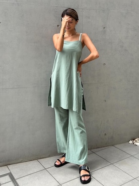 「リラックス」｜ALEXIA STAMさん（レディース・164cm）の夏コーディネート