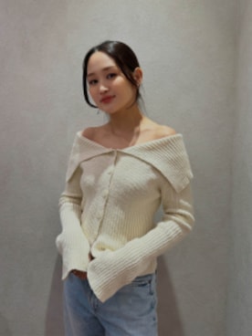 「秋服」｜「アイテム（ニット/セーター）」を使った、ALEXIA STAMさん（レディース・163cm）の夏コーディネート