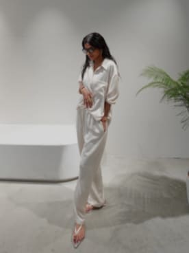 「サテンパンツ」｜「アイテム（トップス）」を使った、ALEXIA STAMさん（レディース・157cm）の夏コーディネート
