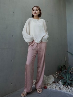 「サテンパンツ」｜「アイテム（ピンク系）」を使った、ALEXIA STAMさん（レディース・163cm）の夏コーディネート