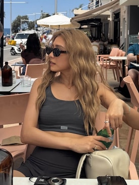 ALEXIA STAMさん（レディース・160cm）の冬コーディネート