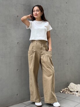 ALEXIA STAMさん（レディース・163cm）の春コーディネート