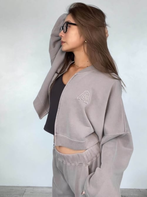 Wellness Hip Logo Pigment Sweat Pants /ピグメントロゴスウェット