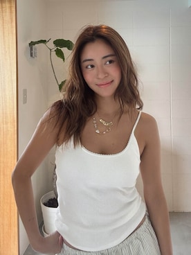 「ALEXIA STAM（アリシアスタン）のCozy Waffle Cami /パッドin ワッフルキャミ（キャミソール、ホワイト系）」を使った、ALEXIA STAMさん（レディース・160cm）の夏コーディネート