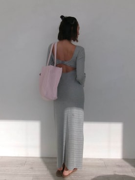 ALEXIA STAMさん（レディース・163cm）の冬コーディネート