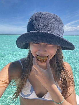 「アイテム（水着）」を使った、ALEXIA STAMさん（レディース・160cm）の秋コーディネート