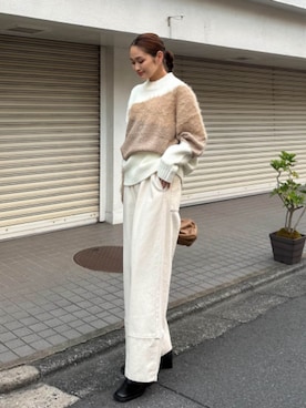 「秋服」｜「アイテム（ニット/セーター）」を使った、ALEXIA STAMさん（レディース・163cm）の夏コーディネート