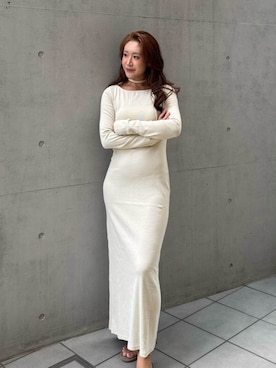 「ALEXIA STAM（アリシアスタン）のRandom-Rib Tie Dress /パッドin チョーカーワンピース（ワンピース、ベージュ系）」を使った、ALEXIA STAMさん（レディース・155cm）の秋コーディネート