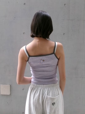「ALEXIA STAM（アリシアスタン）の[Care Bears x ALEXIA STAM] Sweat Pants /ケアベアコラボ スウェットパンツ（スウェットパンツ、グレー系）」を使った、ALEXIA STAMさん（レディース・158cm）の春コーディネート