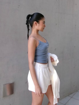 ALEXIA STAMさん（レディース・157cm）の春コーディネート