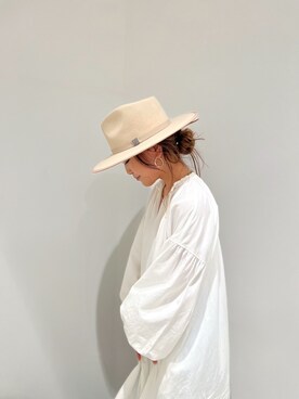 ALEXIA STAMさん(レディース・163cm)の春コーディネート