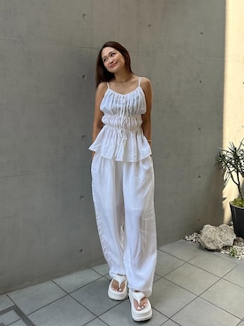 「アイテム（パンツドレス、ホワイト系）」を使った、ALEXIA STAMさん（レディース・163cm）の夏コーディネート