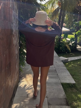 ALEXIA STAMさん(レディース・163cm)の春コーディネート