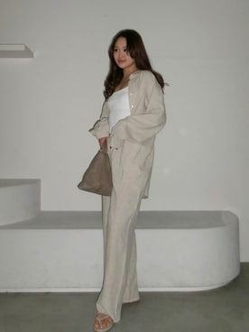 ALEXIA STAMさんのコーディネート