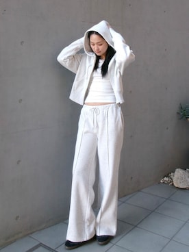 ALEXIA STAMさん（レディース・163cm）の冬コーディネート