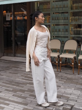 「ALEXIA STAM（アリシアスタン）のFloral Denim Pants /ウエストフローラル デニムパンツ（デニムパンツ、ホワイト系）」を使った、ALEXIA STAMさん（レディース・163cm）の春コーディネート