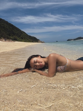 「アイテム（水着）」を使った、ALEXIA STAMさん（レディース・158cm）の夏コーディネート