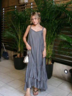 ALEXIA STAMさんのコーディネート