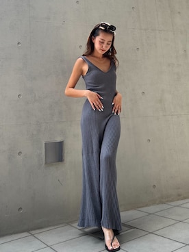 ALEXIA STAMさん（レディース・156cm）の秋コーディネート