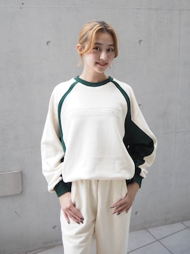 ALEXIA STAMさん（レディース・156cm）の秋コーディネート