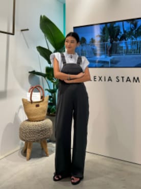 「オフィスカジュアル」｜「アイテム（オールインワン・サロペット）」を使った、ALEXIA STAMさん（レディース・164cm）の夏コーディネート