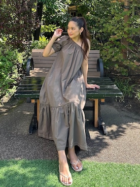 「アイテム（ワンピース/ドレス、グリーン系）」を使った、ALEXIA STAMさん（レディース・163cm）の夏コーディネート