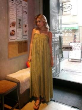 ALEXIA STAMさんのコーディネート
