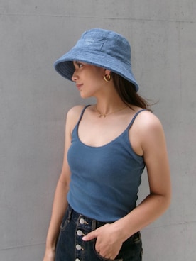 「ALEXIA STAM（アリシアスタン）のCozy Waffle Cami /パッドin ワッフルキャミ（キャミソール、ブルー系）」を使った、ALEXIA STAMさん（レディース・160cm）の夏コーディネート
