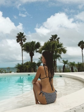 「アイテム（水着）」を使った、ALEXIA STAMさん（レディース・158cm）の秋コーディネート