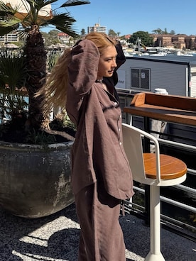 ALEXIA STAMさん（レディース・160cm）の春コーディネート