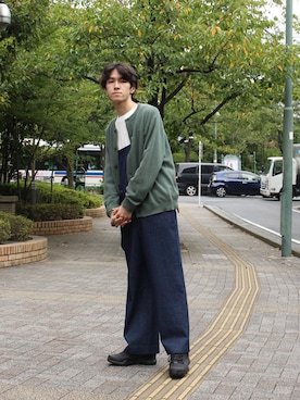 「Uiscel（ユイセル）のアイテム（オールインワン・サロペット）」を使った、吉沢成夏（ヨシザワセナ）さん（メンズ・180cm）の冬コーディネート