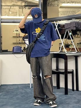 「ONCILY（オンシェリー）のアイテム（Tシャツ/カットソー）」を使った、おやすみくん💤さん（メンズ・170cm）の夏コーディネート