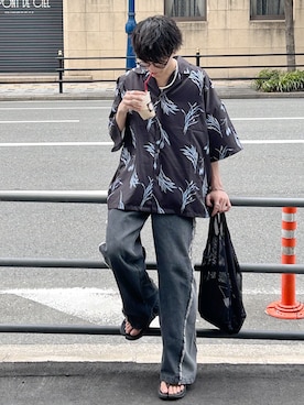 「ONCILY（オンシェリー）のアイテム（デニムパンツ）」を使った、おやすみくん💤さん（メンズ・170cm）の夏コーディネート