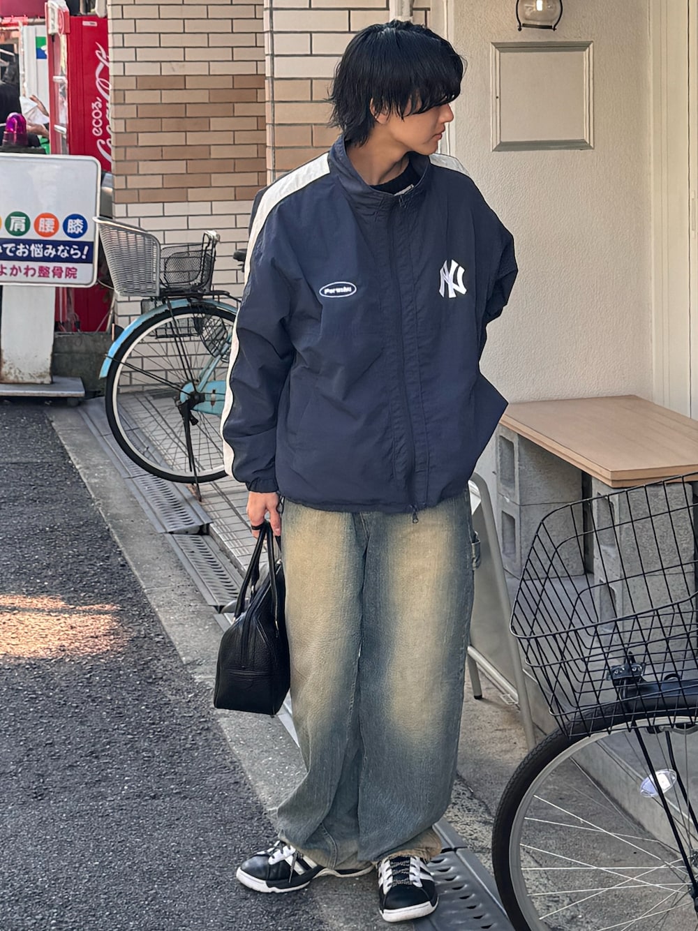Perushu × MLB スタンドネックナイロンブルゾンを使った人気